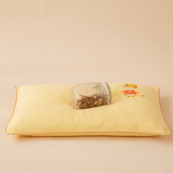 91家纺网 家纺一手货源 找家纺 喜多兔2025新款小轻柔纯棉双层纱枕套枕头 黄色萌小鹿