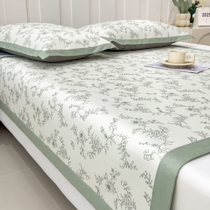 91家纺网 家纺一手货源 找家纺 倾慕家纺 2025年新款600D丝滑冰丝凉席-床席款 连理枝绿