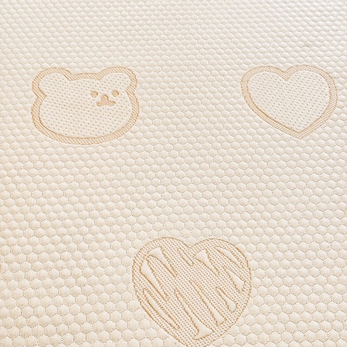 91家纺网 家纺一手货源 找家纺 绒世界 2025新款A类提花凉感豆豆复合凉席套件 提花豆豆-小熊