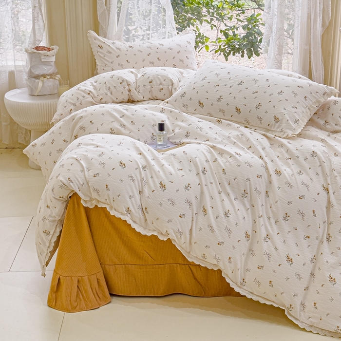 91家纺网 家纺一手货源 找家纺 可思家纺 2025新款法式皱皱纱四件套 碎花白茶