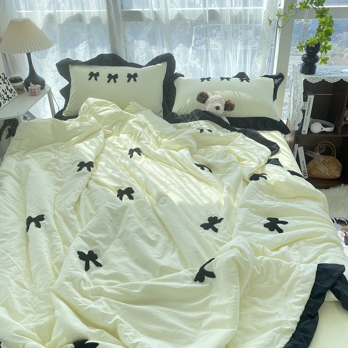 91家纺网 家纺一手货源 找家纺 2025新款毛巾绣单夏被夏被四件套 蝴蝶结-米黄