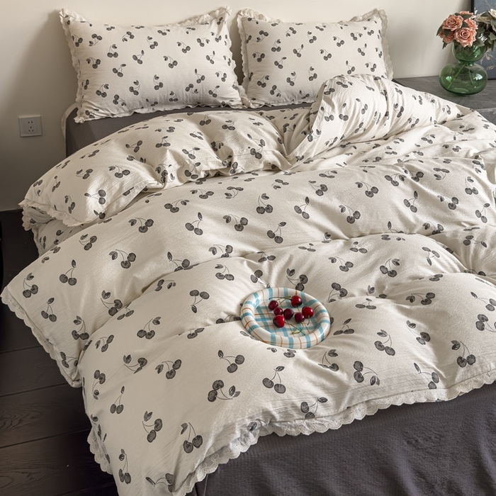 91家纺网 家纺一手货源 找家纺 可思家纺 2025新款法式皱皱纱四件套 樱桃物语