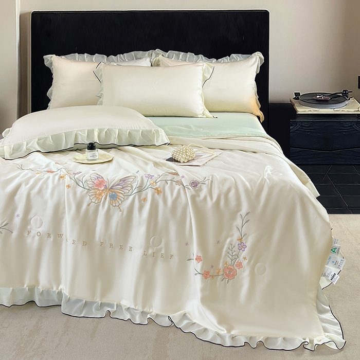 91家纺网 家纺一手货源 找家纺 梦舒羽 2025新款刺绣水洗真丝花边夏被四件套宿舍夏凉被床单枕套三件套-蝶梦花边款 蝶梦-绿 花边款