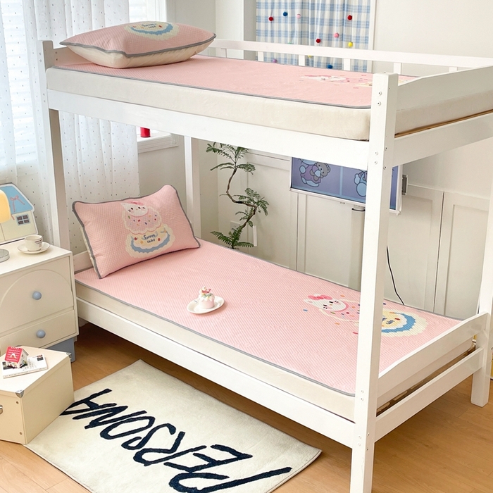 91家纺网 家纺一手货源 找家纺 川悦生活 2025新款大阪冰豆豆凉感凉席三件套 甜蜜蛋糕