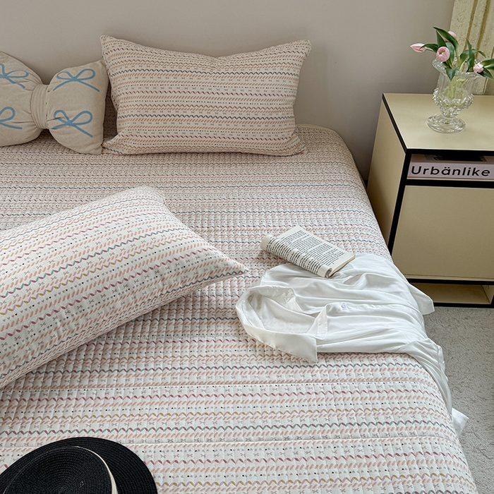 91家纺网 家纺一手货源 找家纺 TT.one 塔塔家居 2025新款全棉双层纱贝壳边夏被系列 床盖·波浪条