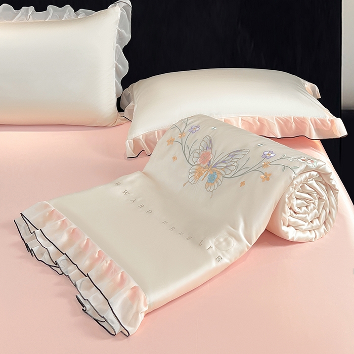 91家纺网 家纺一手货源 找家纺 梦舒羽 2025新款刺绣水洗真丝花边夏被四件套宿舍夏凉被床单枕套三件套-蝶梦花边款 蝶梦-粉 花边款