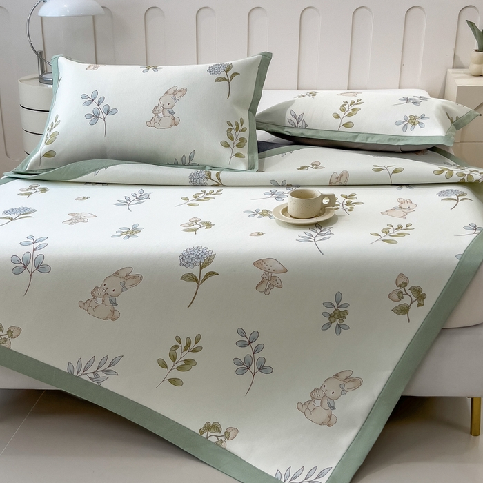 91家纺网 家纺一手货源 找家纺 倾慕家纺 2025年新款600D丝滑冰丝凉席-床席款 蘑菇小兔