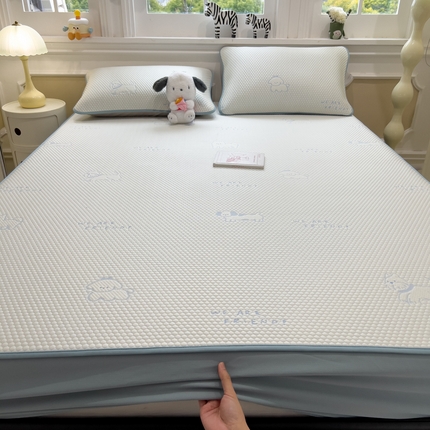 91家纺网 家纺一手货源 找家纺 倾慕家纺 2025年新款PE豆豆提花凉席卡通系列-床笠款 时尚小猫