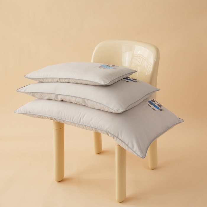 91家纺网 家纺一手货源 找家纺 喜多兔2025新款小轻柔纯棉双层纱枕套枕头 灰色萌熊猫