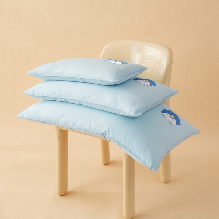 91家纺网 家纺一手货源 找家纺 喜多兔2025新款小轻柔纯棉双层纱枕套枕头 蓝色Q企鹅