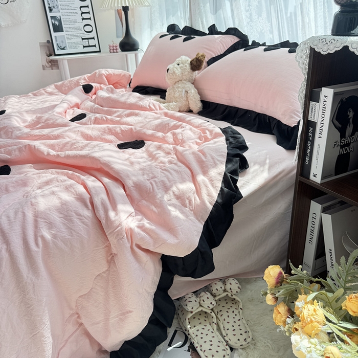 91家纺网 家纺一手货源 找家纺 2025新款毛巾绣单夏被夏被四件套 爱心-粉色