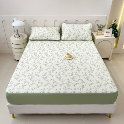 91家纺网 家纺一手货源 找家纺 倾慕家纺 2025年新款600D丝滑冰丝凉席-床席款 连理枝绿