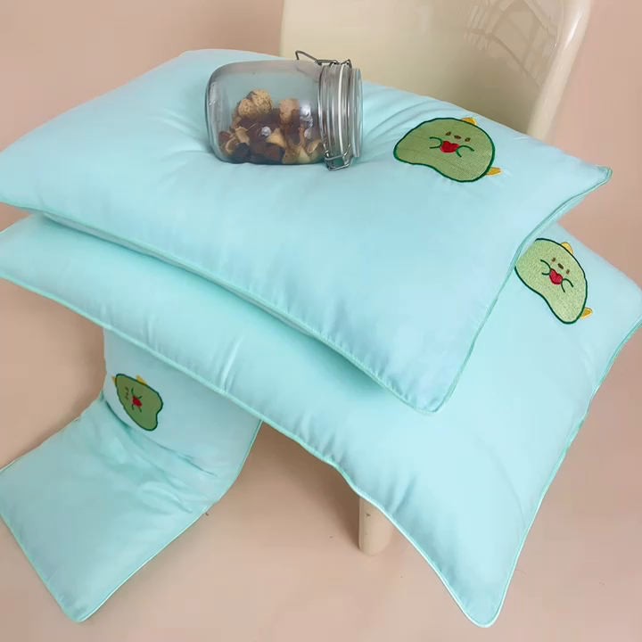 91家纺网 家纺一手货源 找家纺 喜多兔2025新款小轻柔纯棉双层纱枕套枕头 绿色Q恐龙