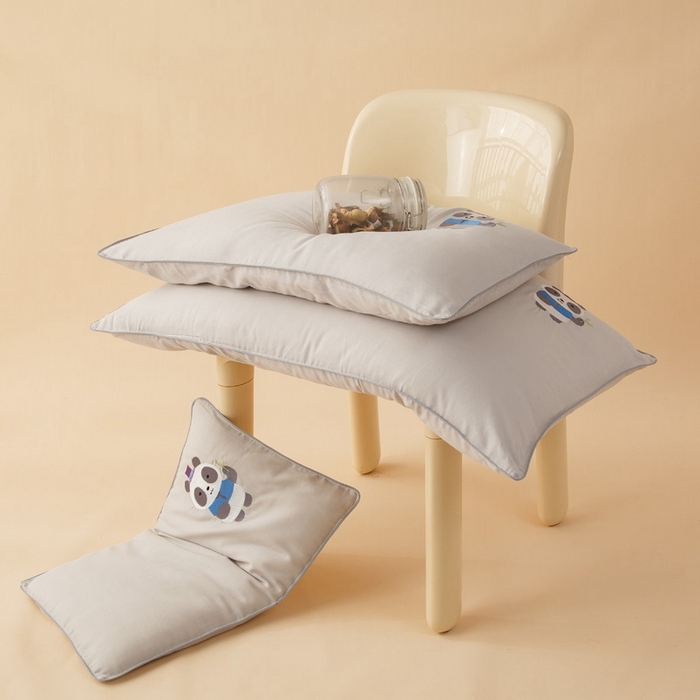 91家纺网 家纺一手货源 找家纺 喜多兔2025新款小轻柔纯棉双层纱枕套枕头 灰色萌熊猫