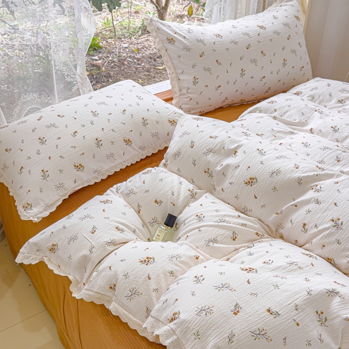 91家纺网 家纺一手货源 找家纺 可思家纺 2025新款法式皱皱纱四件套 碎花白茶