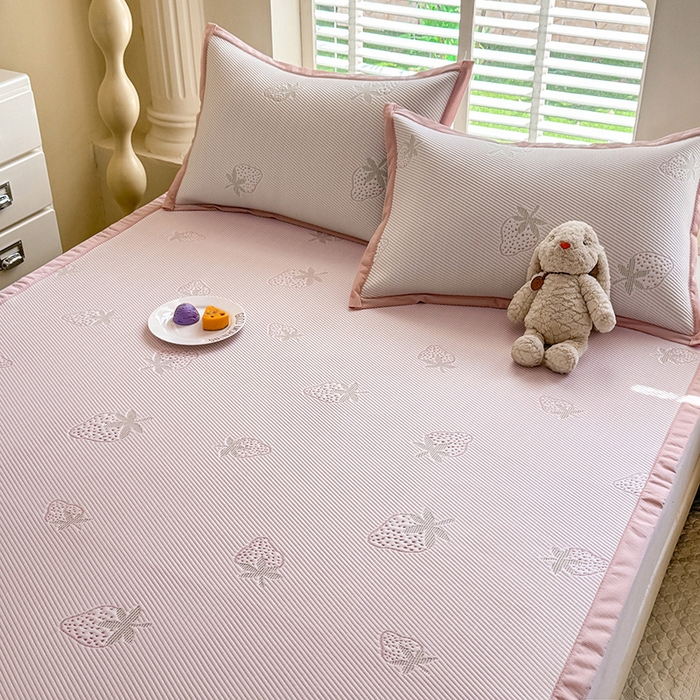 91家纺网 家纺一手货源 找家纺 绒世界 2025新款A类提花凉感豆豆复合凉席套件 提花豆豆-草莓