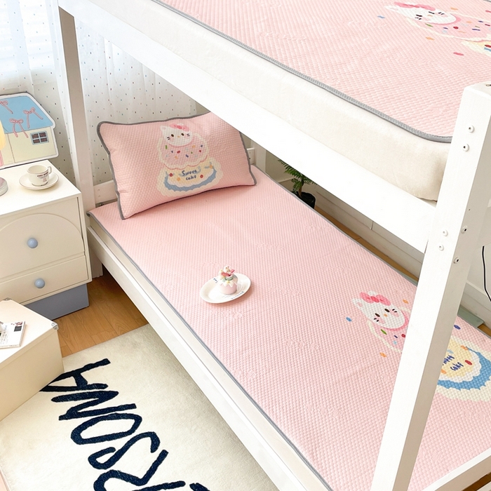 91家纺网 家纺一手货源 找家纺 川悦生活 2025新款大阪冰豆豆凉感凉席三件套 甜蜜蛋糕