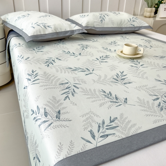 91家纺网 家纺一手货源 找家纺 倾慕家纺 2025年新款600D丝滑冰丝凉席-床席款 清爽绿叶