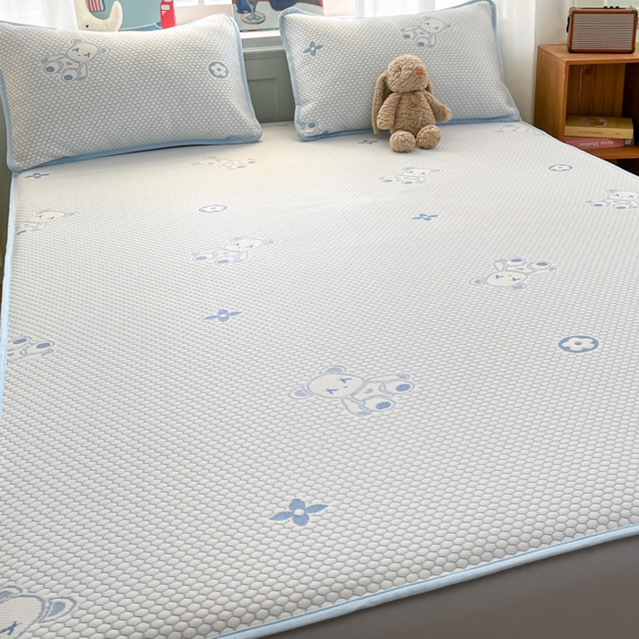 91家纺网 家纺一手货源 找家纺 绘萱家居 2025爆款冰凉豆豆凉席夏被四件套三件套床笠款冰丝软席子 暴力熊-蓝