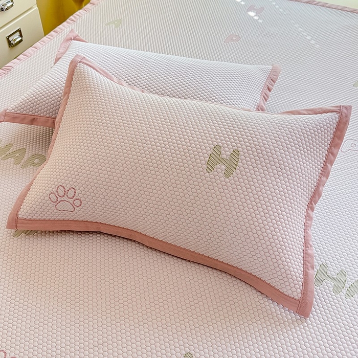 91家纺网 家纺一手货源 找家纺 绒世界 2025新款A类提花凉感豆豆复合凉席套件 提花豆豆-小狗