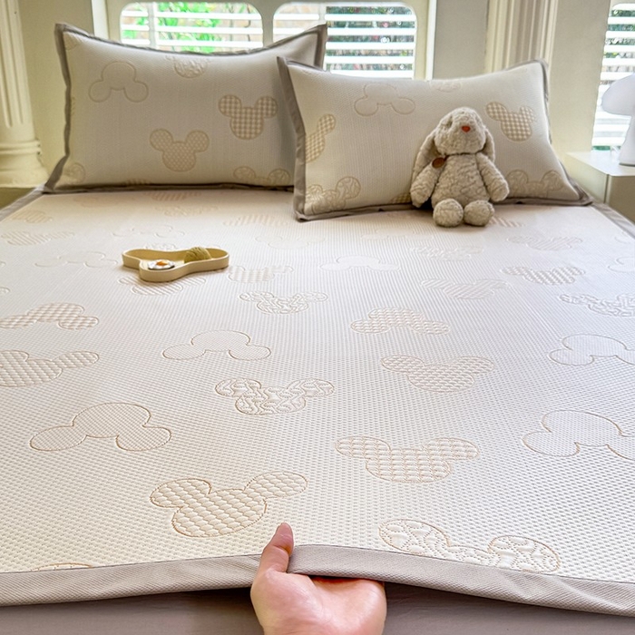 91家纺网 家纺一手货源 找家纺 绒世界 2025新款A类提花凉感豆豆复合凉席套件 提花豆豆-米琦