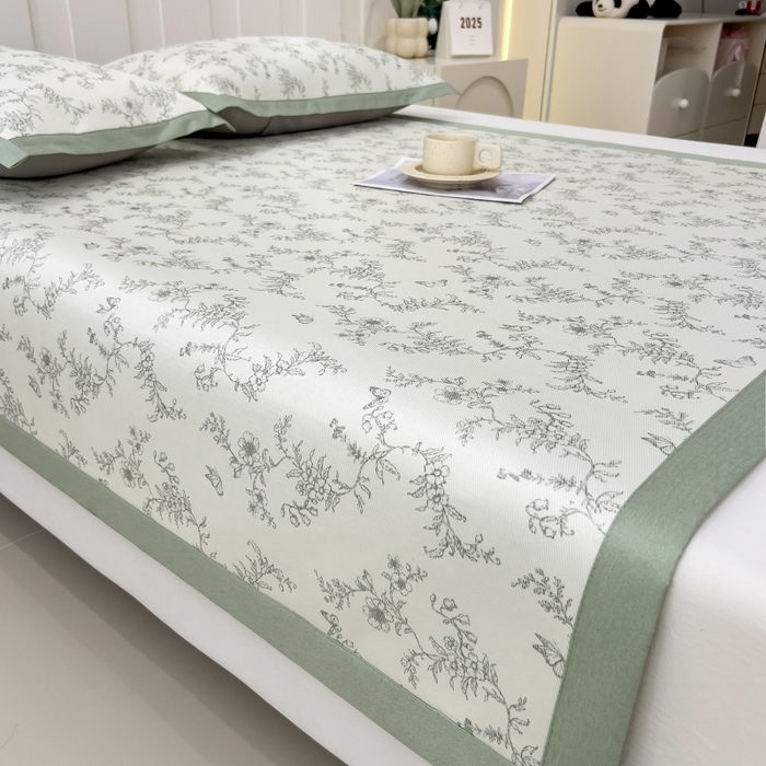 91家纺网 家纺一手货源 找家纺 倾慕家纺 2025年新款600D丝滑冰丝凉席-床席款 连理枝绿