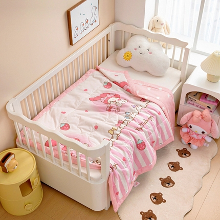 91家纺网 家纺一手货源 找家纺 （总）芭伯妮 2025新款全棉三丽鸥大豆夏被 纯棉儿童夏被夏凉被空调被