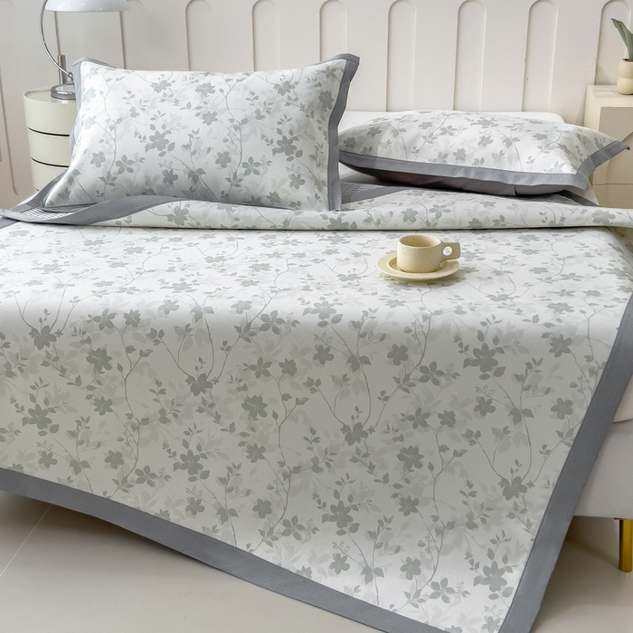 91家纺网 家纺一手货源 找家纺 倾慕家纺 2025年新款600D丝滑冰丝凉席-床席款 花点点绿