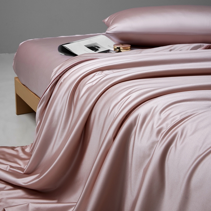 91家纺网 家纺一手货源 找家纺 莱福仕家纺 2025新款A类莹丝流光蚕丝系列夏被 莱德粉