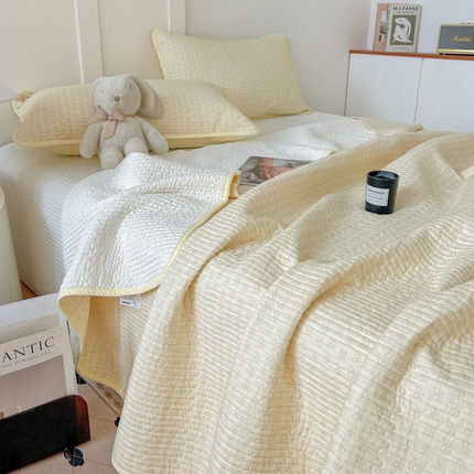 91家纺网 家纺一手货源 找家纺 2025新款A类纯棉双层纱床盖  梦蝶-黄