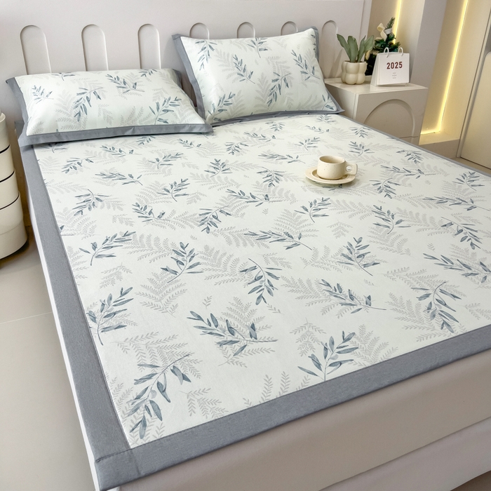 91家纺网 家纺一手货源 找家纺 倾慕家纺 2025年新款600D丝滑冰丝凉席-床席款 清爽绿叶