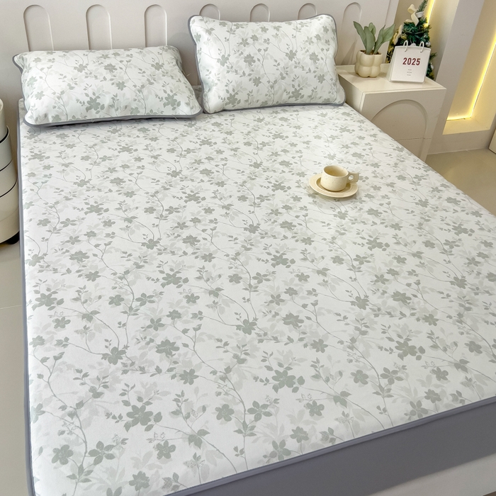 91家纺网 家纺一手货源 找家纺 2025年新款600D丝滑冰丝凉席-床笠款 花点点绿