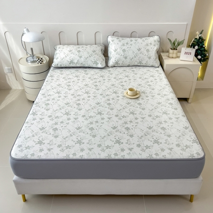 91家纺网 家纺一手货源 找家纺 倾慕家纺 2025年新款600D丝滑冰丝凉席-床席款 花点点绿