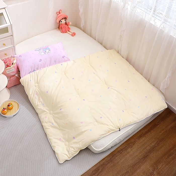 91家纺网 家纺一手货源 找家纺 八零年代 2024新款三丽鸥睡袋儿童一体防踢被 纯棉四季款