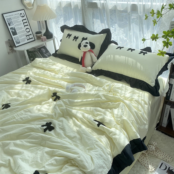 91家纺网 家纺一手货源 找家纺 2025新款毛巾绣单夏被夏被四件套 蝴蝶结-米黄