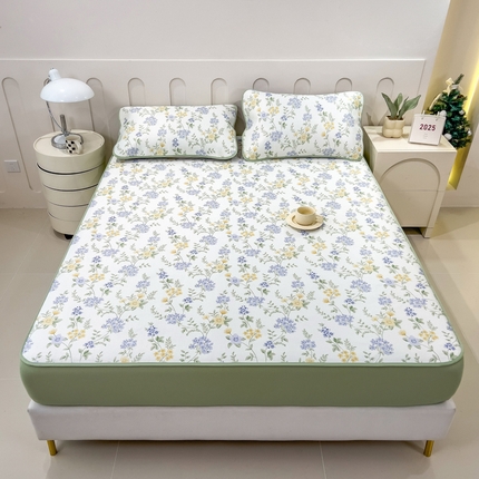 91家纺网 家纺一手货源 找家纺 倾慕家纺 2025年新款600D丝滑冰丝凉席-床席款 点点兰花