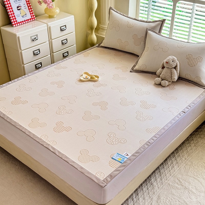 91家纺网 家纺一手货源 找家纺 绒世界 2025新款A类提花凉感豆豆复合凉席套件 提花豆豆-米琦