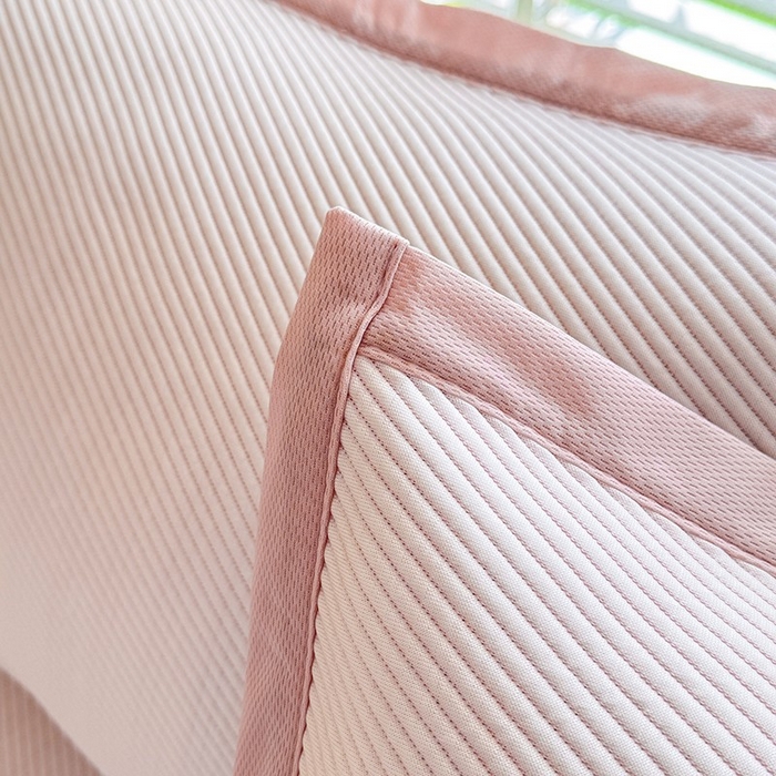 91家纺网 家纺一手货源 找家纺 绒世界 2025新款A类提花凉感豆豆复合凉席套件 提花豆豆-招财猫