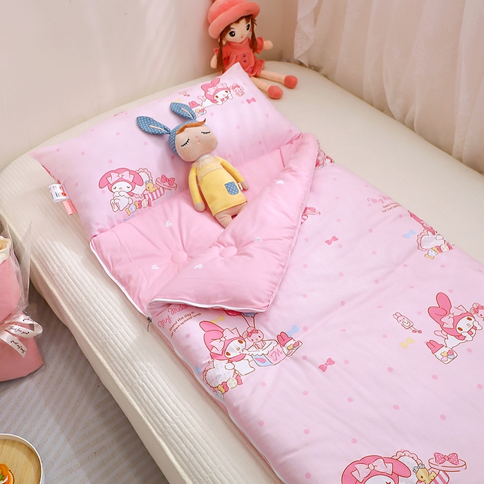 91家纺网 家纺一手货源 找家纺 八零年代 2024新款三丽鸥睡袋儿童一体防踢被 纯棉四季款