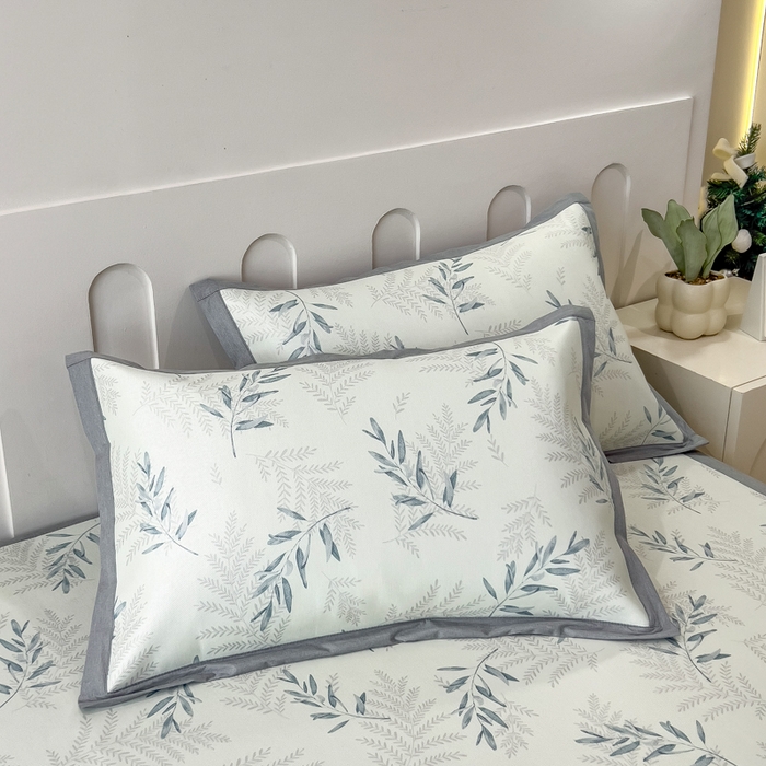 91家纺网 家纺一手货源 找家纺 倾慕家纺 2025年新款600D丝滑冰丝凉席-床席款 清爽绿叶