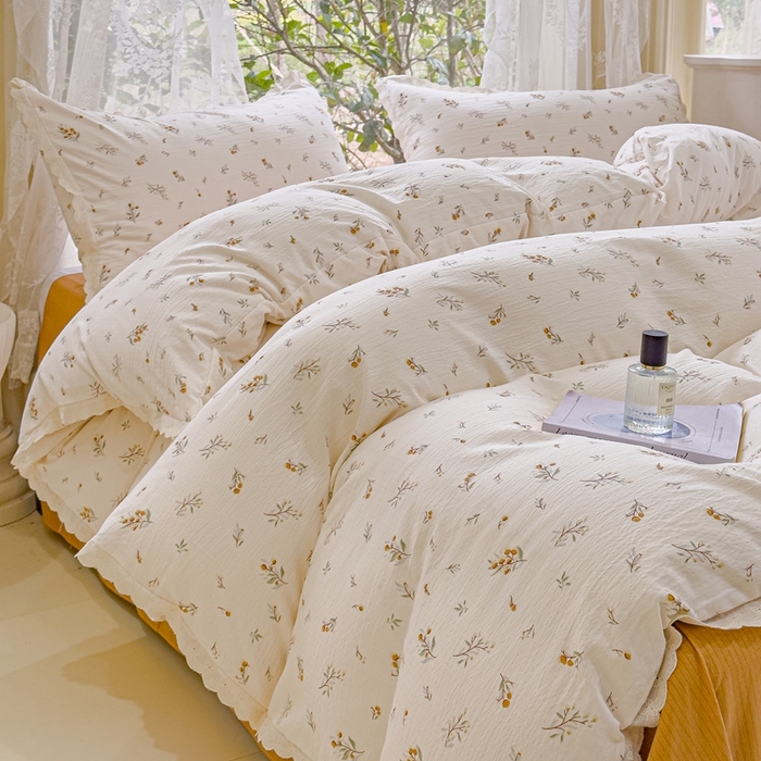 91家纺网 家纺一手货源 找家纺 可思家纺 2025新款法式皱皱纱四件套 碎花白茶