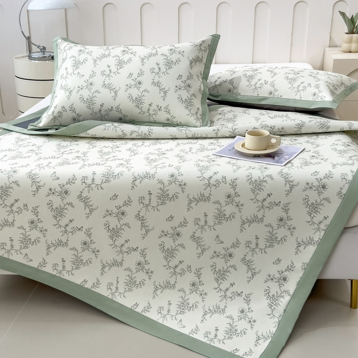 91家纺网 家纺一手货源 找家纺 倾慕家纺 2025年新款600D丝滑冰丝凉席-床席款 连理枝绿