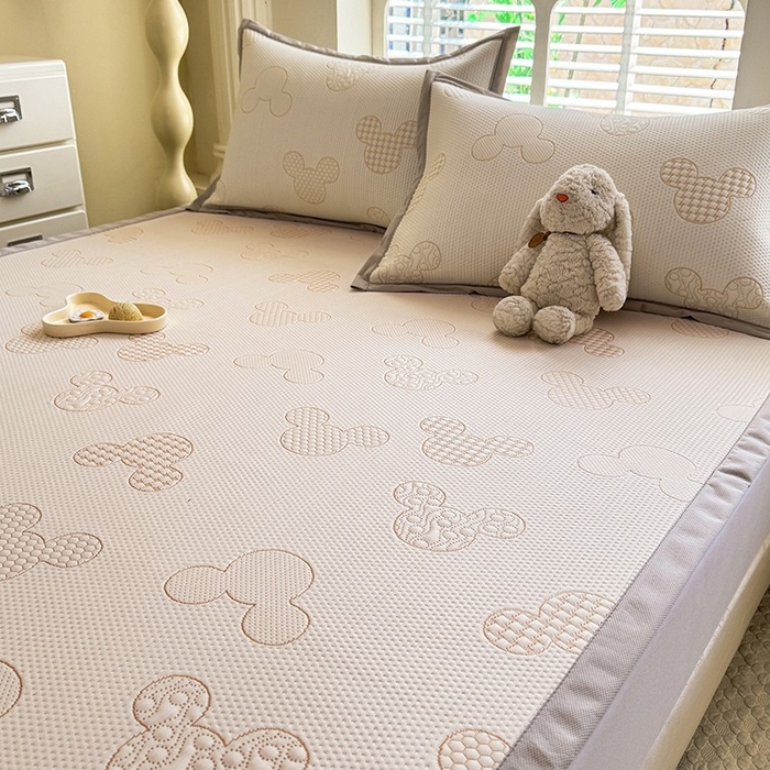 91家纺网 家纺一手货源 找家纺 绒世界 2025新款A类提花凉感豆豆复合凉席套件 提花豆豆-米琦