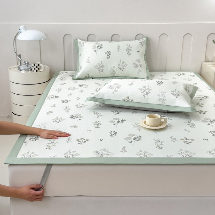 91家纺网 家纺一手货源 找家纺 倾慕家纺 2025年新款600D丝滑冰丝凉席-床席款 清凉一叶