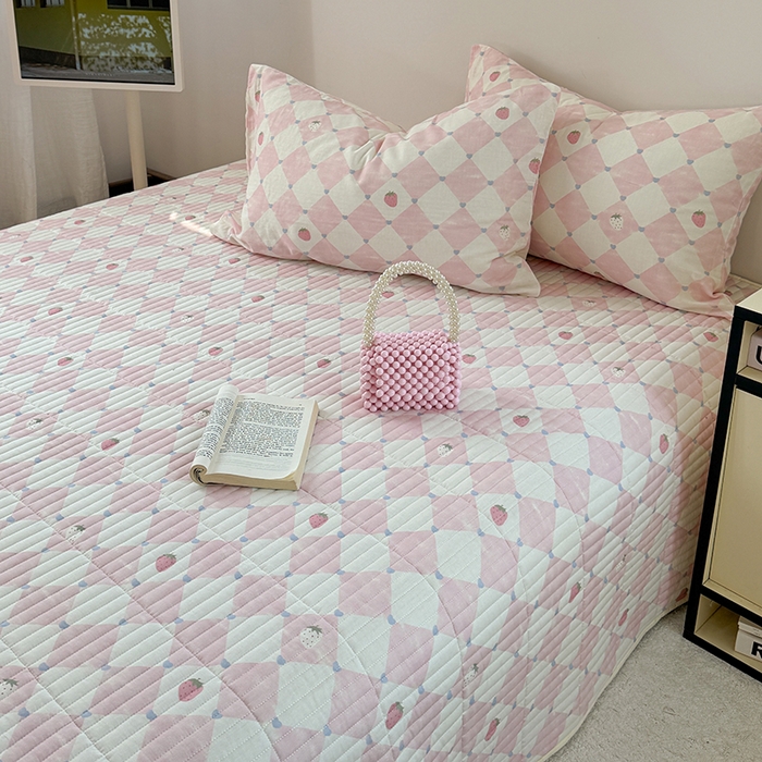 91家纺网 家纺一手货源 找家纺 TT.one 塔塔家居 2025新款全棉双层纱贝壳边夏被系列 床盖·草莓酱粉