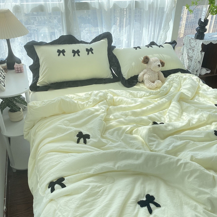 91家纺网 家纺一手货源 找家纺 2025新款毛巾绣单夏被夏被四件套 蝴蝶结-米黄