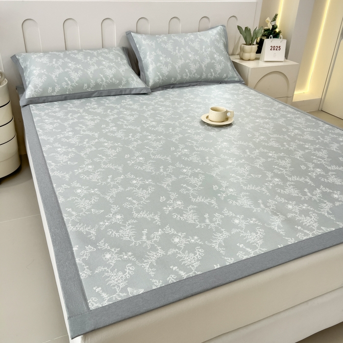 91家纺网 家纺一手货源 找家纺 倾慕家纺 2025年新款600D丝滑冰丝凉席-床席款 连理枝白