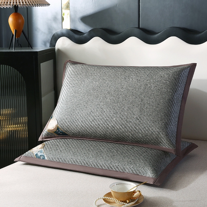 91家纺网 家纺一手货源 找家纺 小牛2025新款PE冷感霸王藤夏凉枕套系列凉枕套凉枕套冰丝枕套藤枕套冰藤枕套冰丝枕套竹枕套凉席枕套豆豆枕 灰色48*74cm【一只】