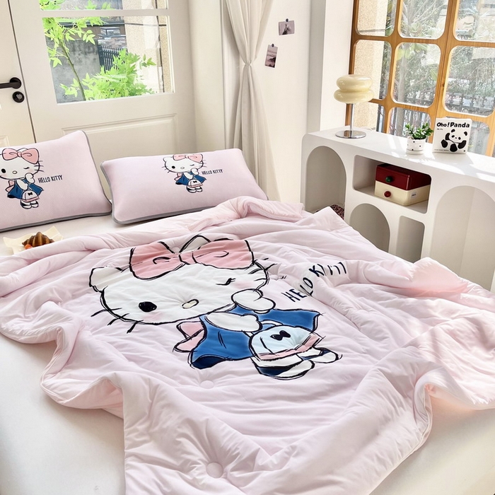 91家纺网 家纺一手货源 找家纺 蘭菲家纺 2025新款三丽鸥卡通印花夏被 摩卡