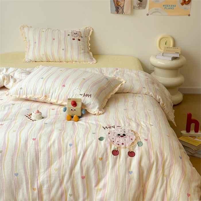 91家纺网 家纺一手货源 找家纺 潘朵拉家纺 2025新款全棉双层纱面包超人系列四件套 面包超人粉